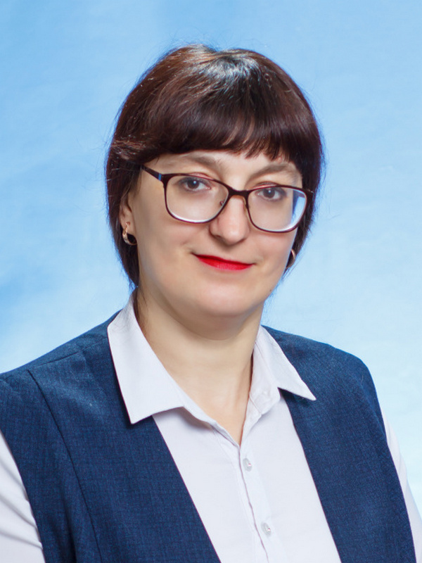 Зданович Елена Викентьевна.